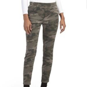 Sound/Style Women’s Camo Pull On Skinny Pants Green Size Medium